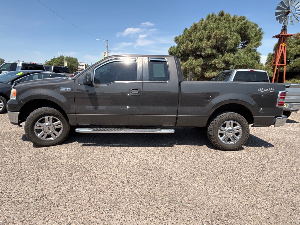 Photo 4 of this FORD F150