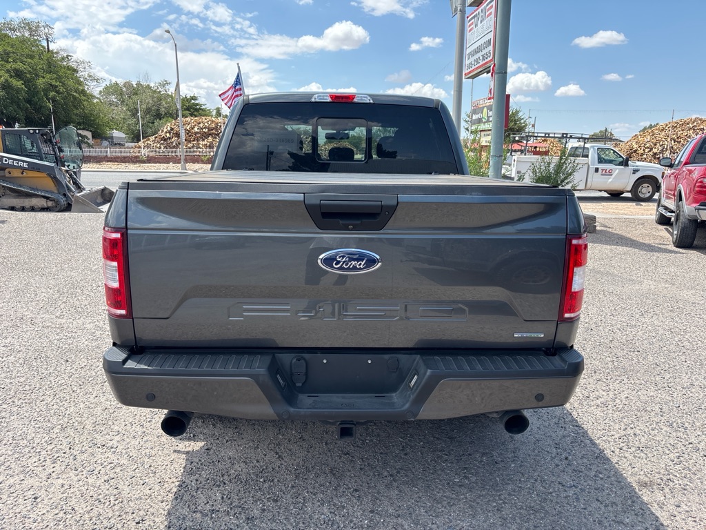 Photo 6 of this FORD F150