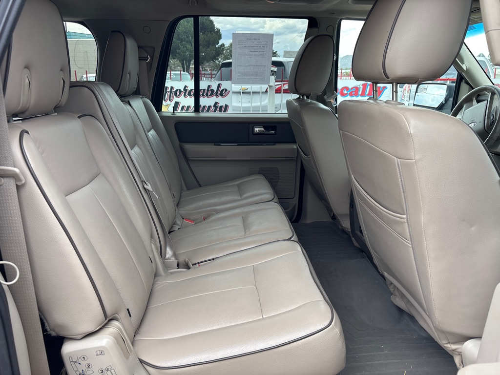 Photo 15 of this FORD EXPEDITION