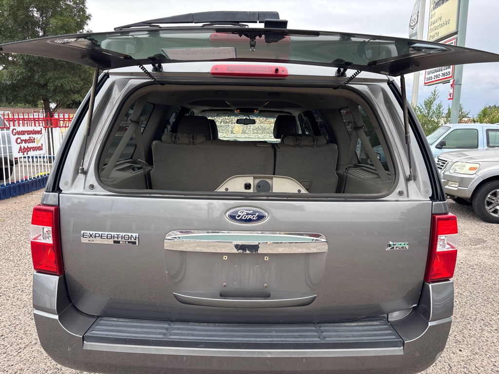 Photo 13 of this FORD EXPEDITION