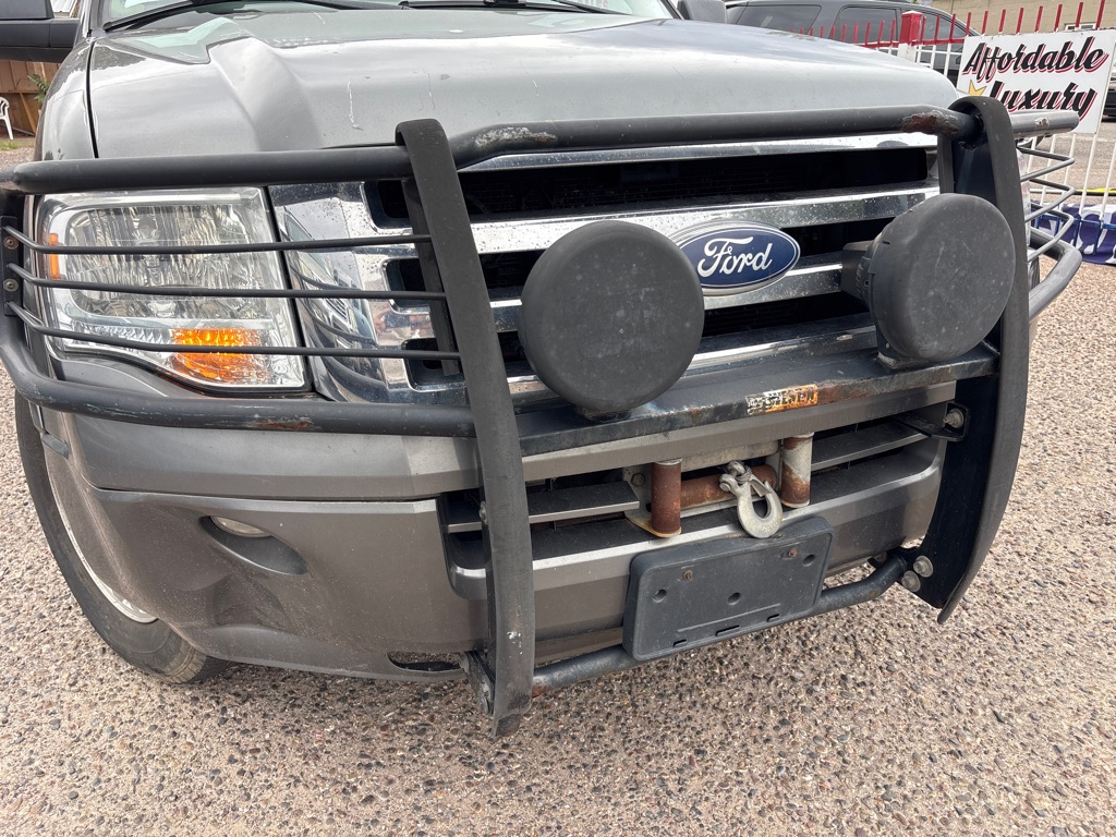 Photo 24 of this FORD EXPEDITION