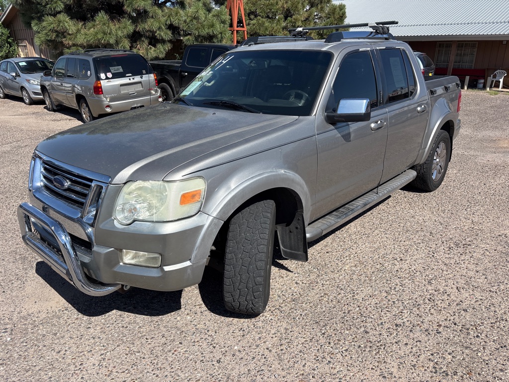Photo 3 of this FORD EXPLORER SPORT