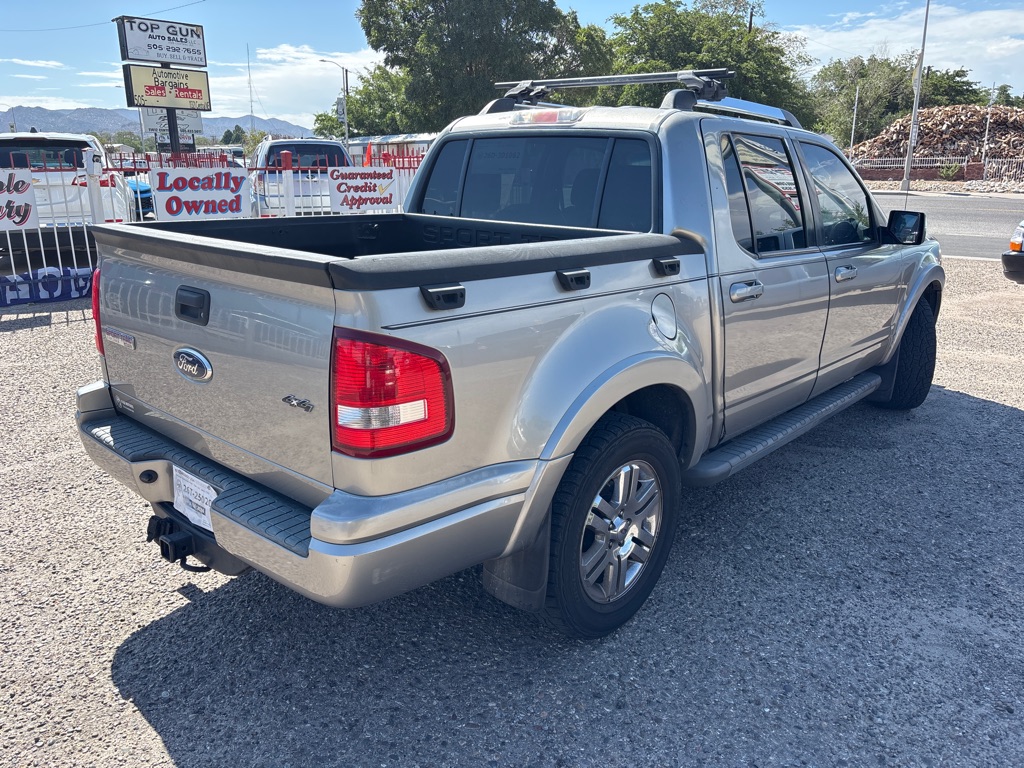 Photo 7 of this FORD EXPLORER SPORT