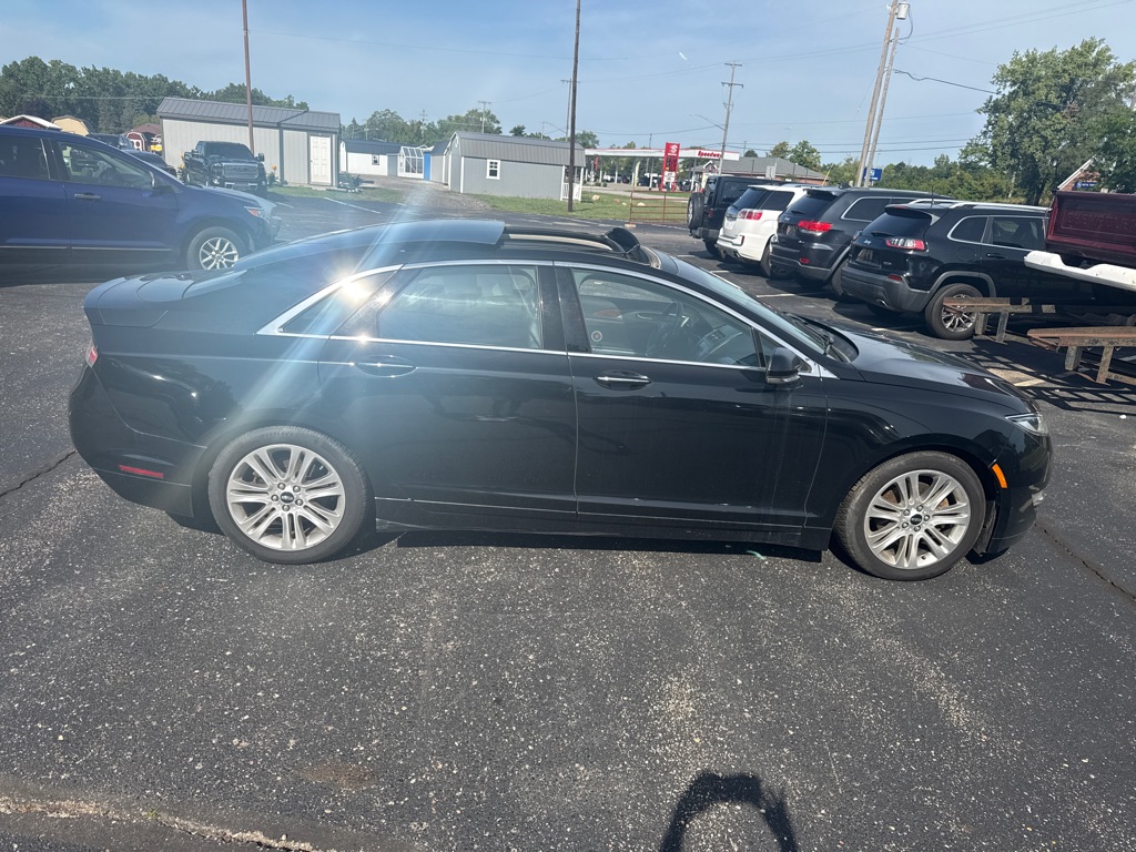 Photo 22 of this LINCOLN MKZ