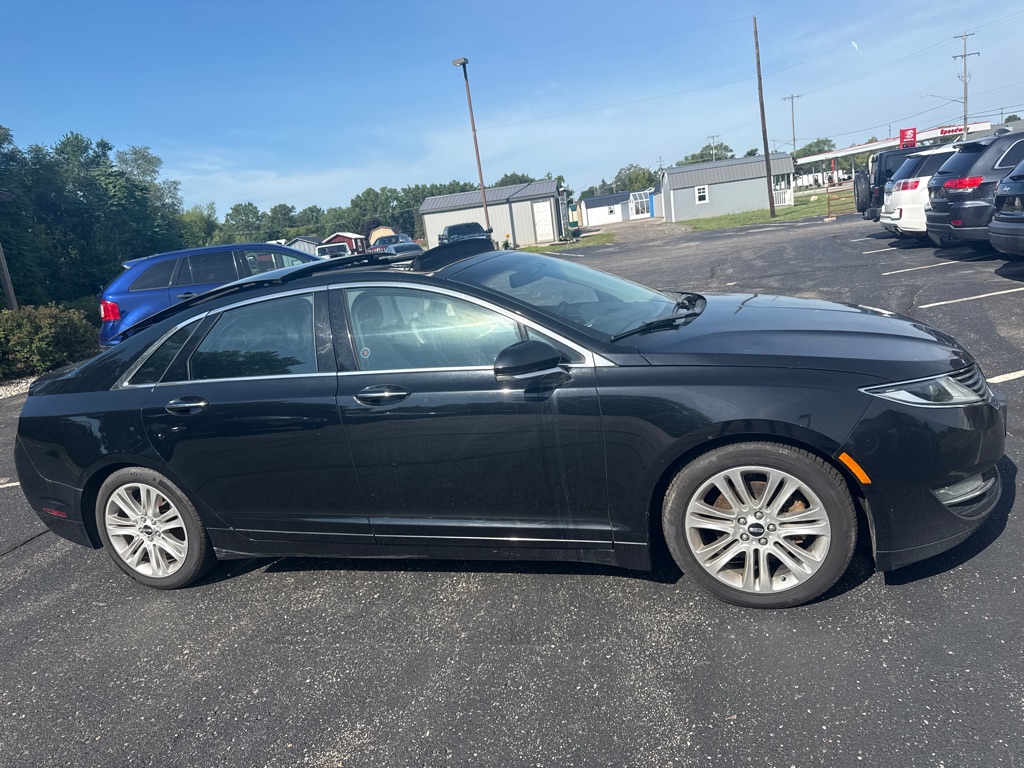 Photo 17 of this LINCOLN MKZ