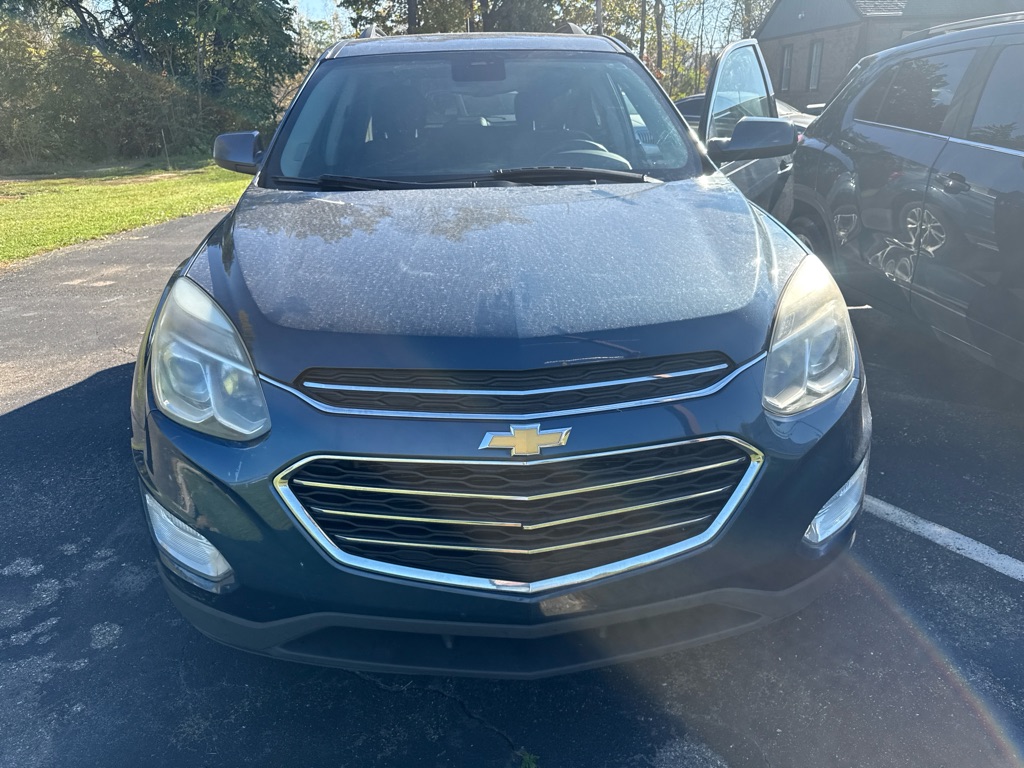 Photo 3 of this CHEVROLET EQUINOX