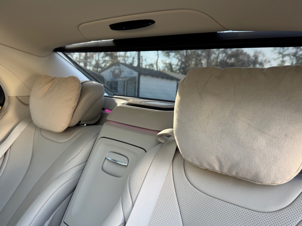 Photo 15 of this MERCEDES-BENZ S-CLASS