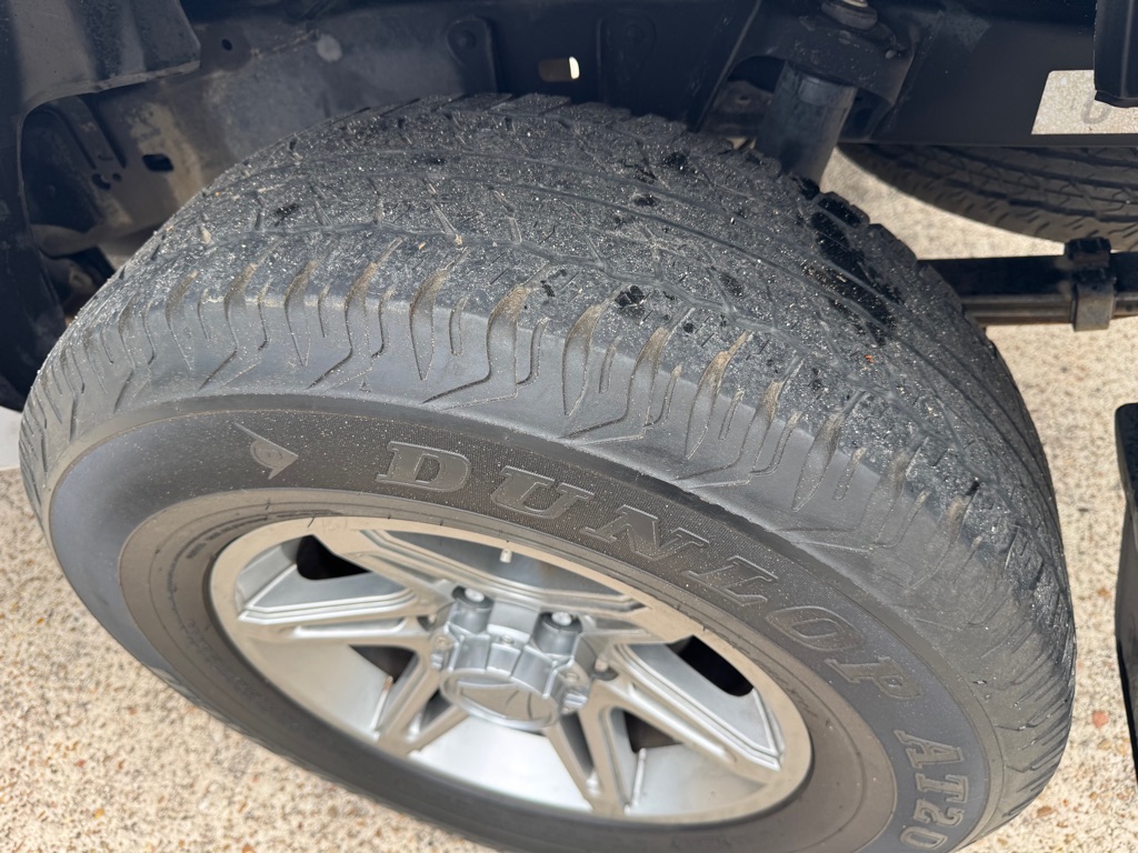 Photo 9 of this TOYOTA TACOMA