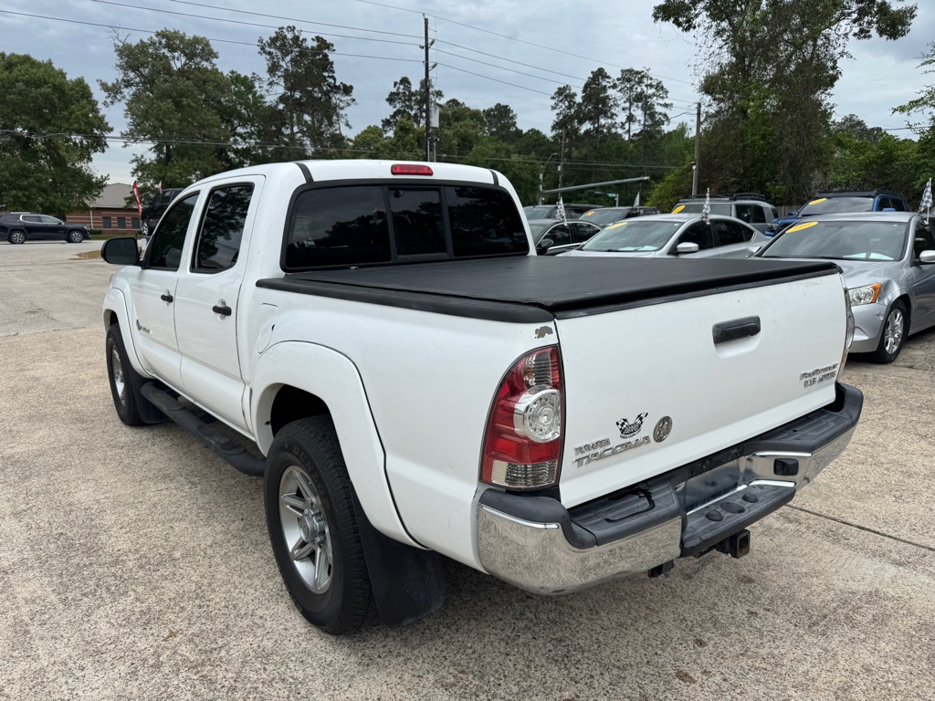 Photo 8 of this TOYOTA TACOMA