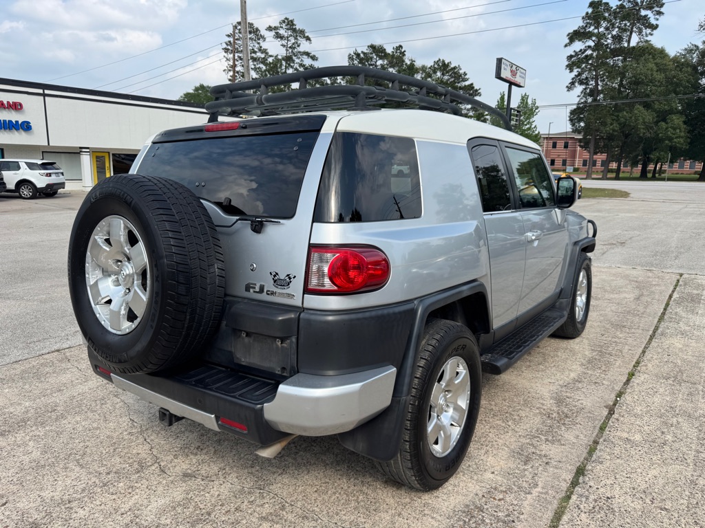Photo 6 of this TOYOTA FJ CRUISER