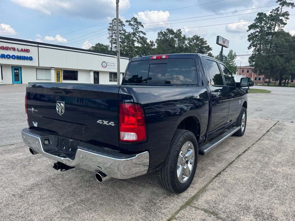 Photo 7 of this RAM 1500