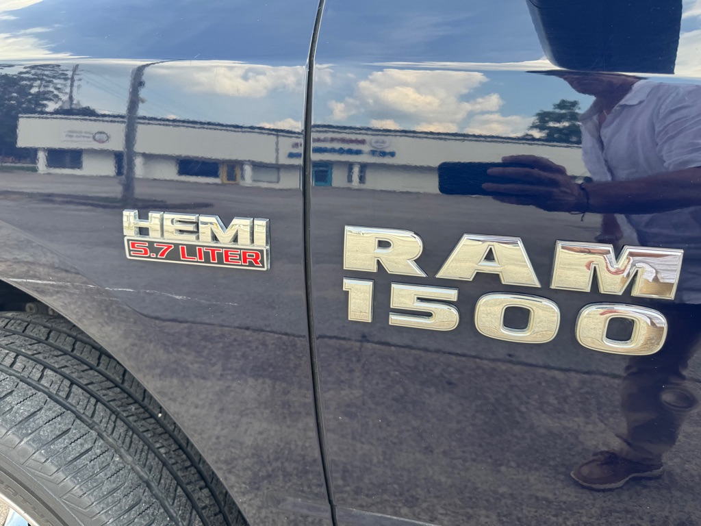 Photo 9 of this RAM 1500