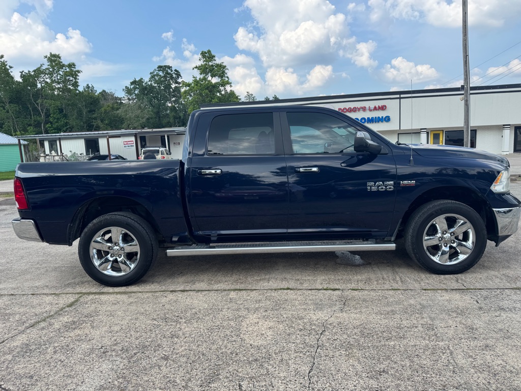 Photo 8 of this RAM 1500