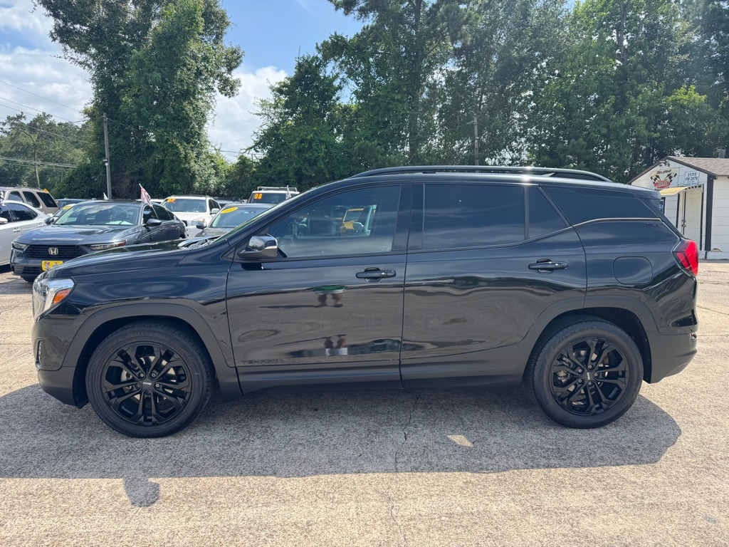 Photo 4 of this GMC TERRAIN