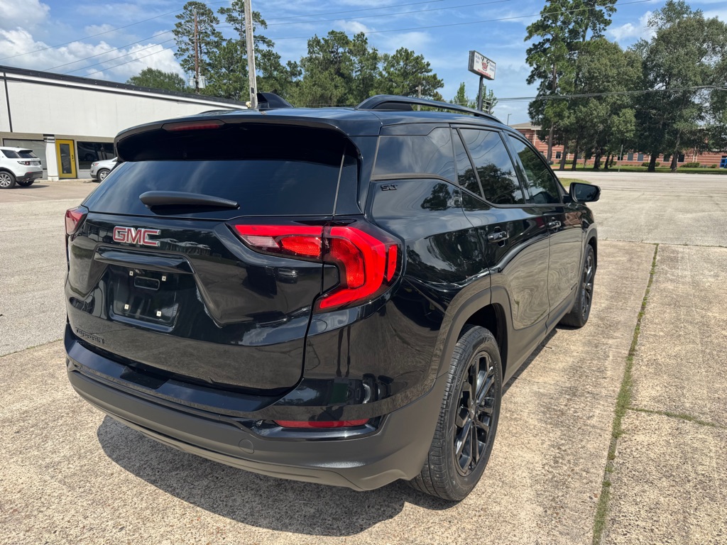 Photo 7 of this GMC TERRAIN
