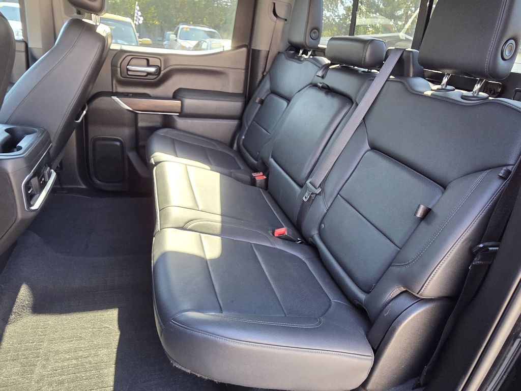 Photo 14 of this GMC SIERRA LIMITED
