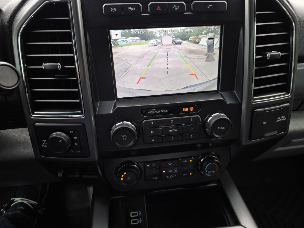 Photo 18 of this FORD F250
