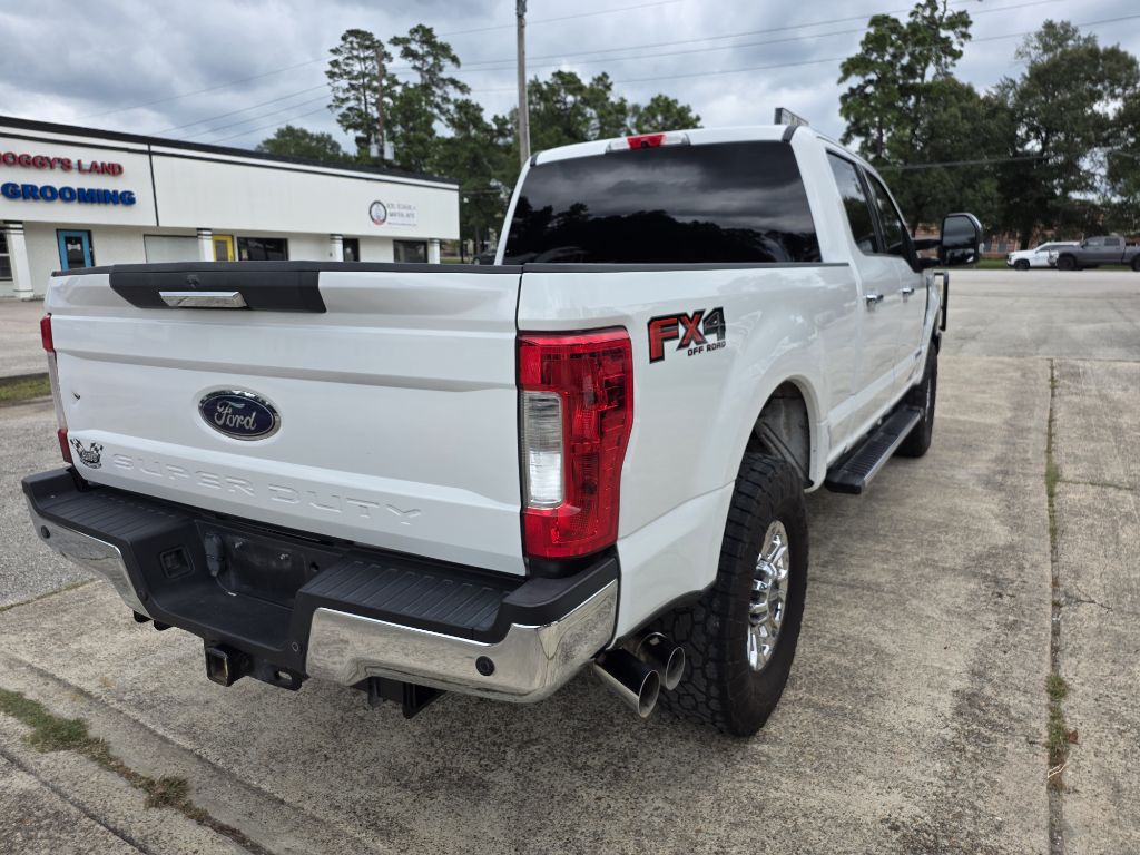 Photo 7 of this FORD F250