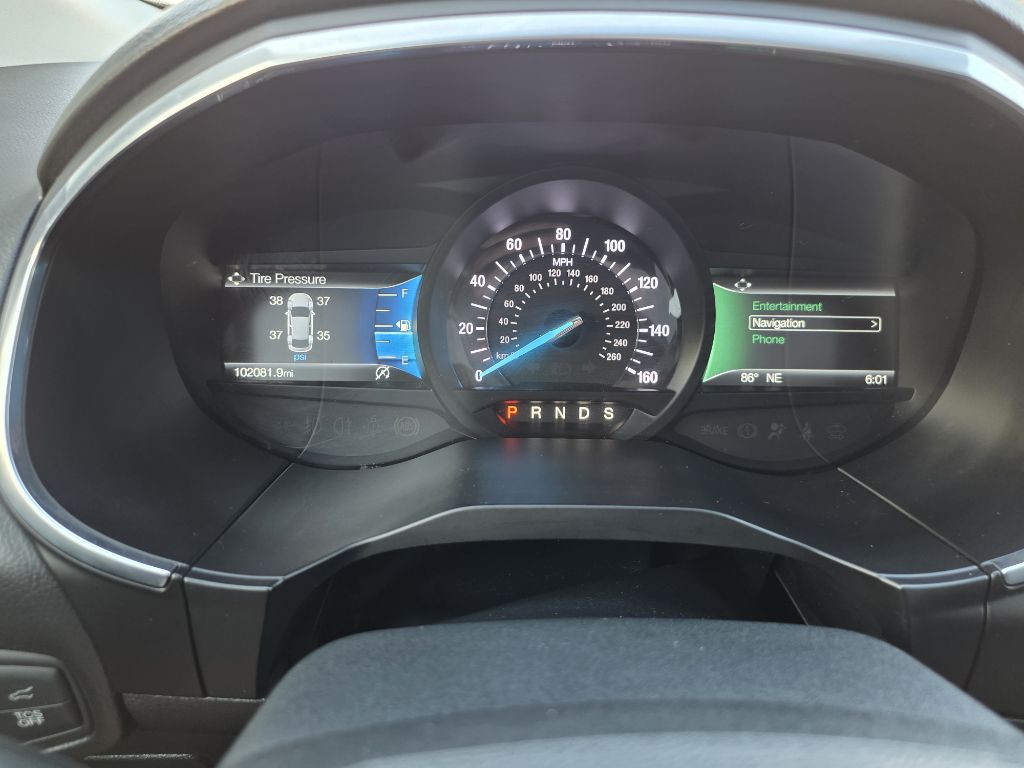 Photo 15 of this FORD EDGE