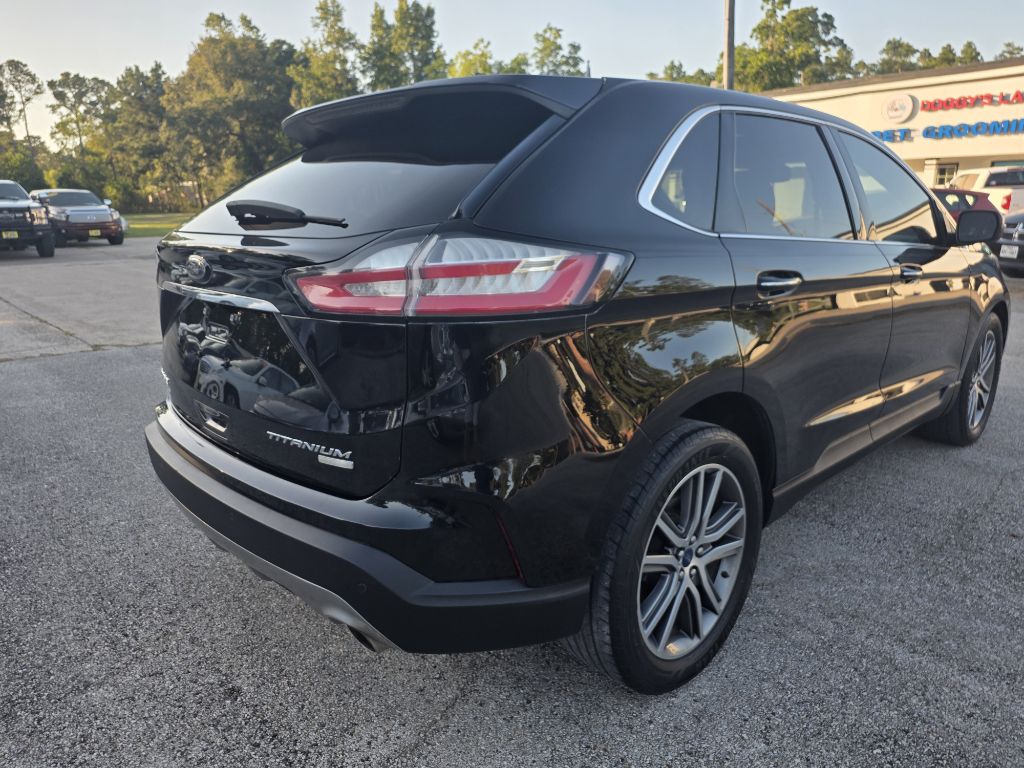 Photo 7 of this FORD EDGE