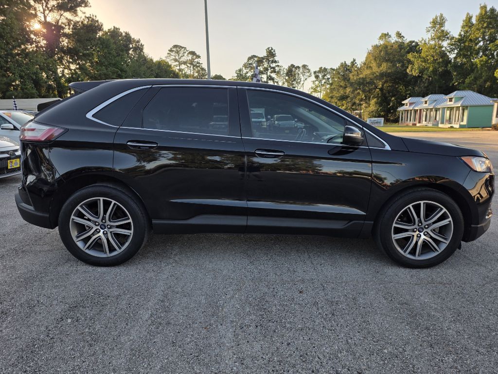 Photo 8 of this FORD EDGE