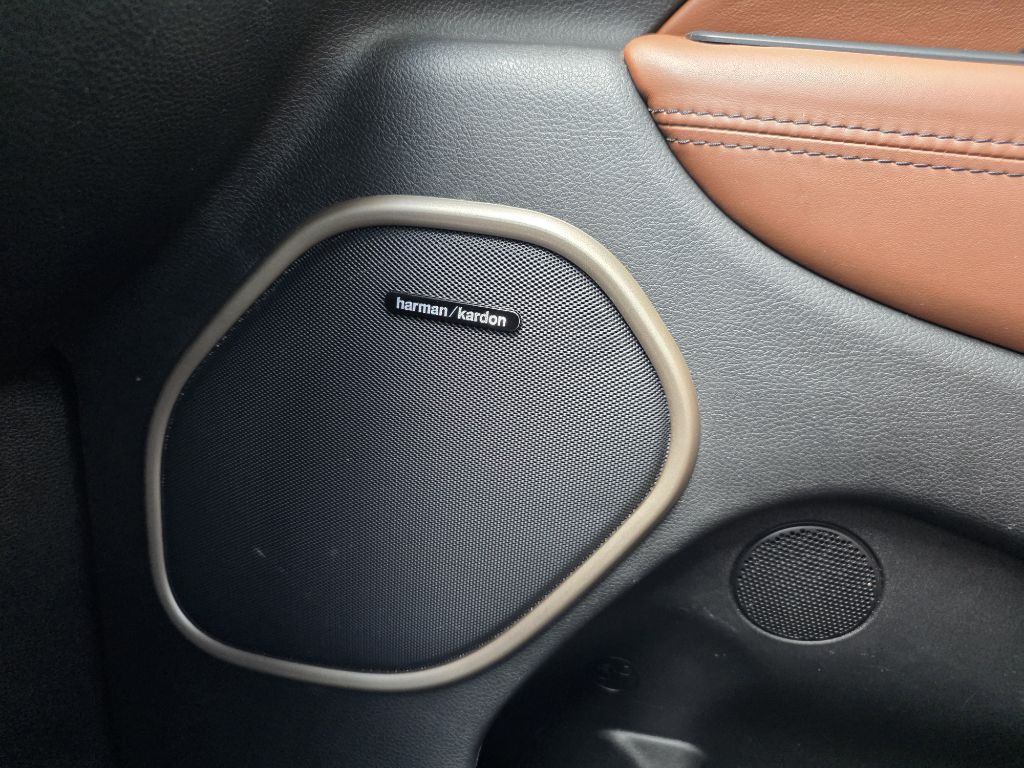Photo 13 of this JEEP GRAND CHEROKEE