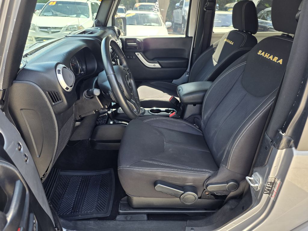 Photo 8 of this JEEP WRANGLER