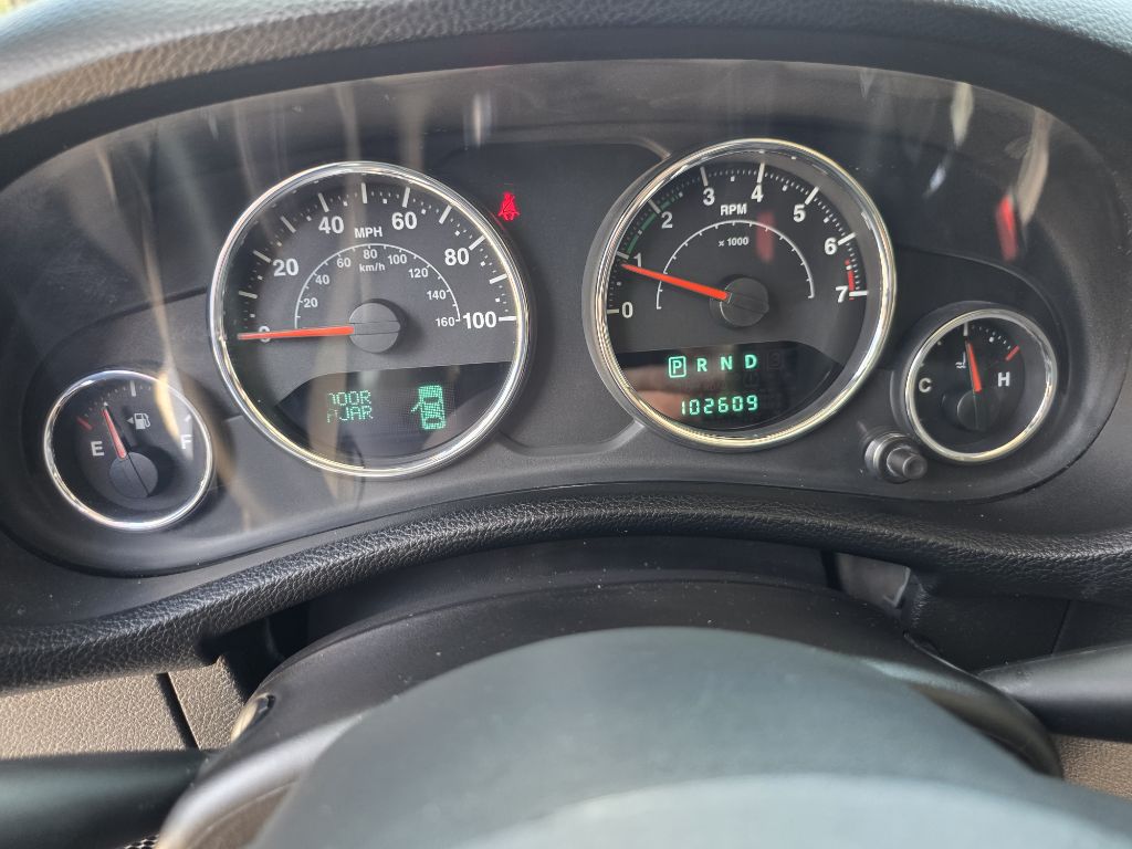 Photo 18 of this JEEP WRANGLER