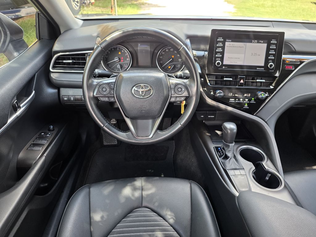 Photo 12 of this TOYOTA CAMRY
