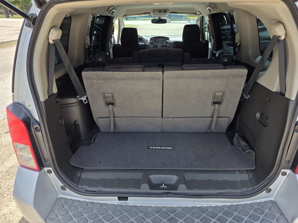 Photo 9 of this NISSAN PATHFINDER