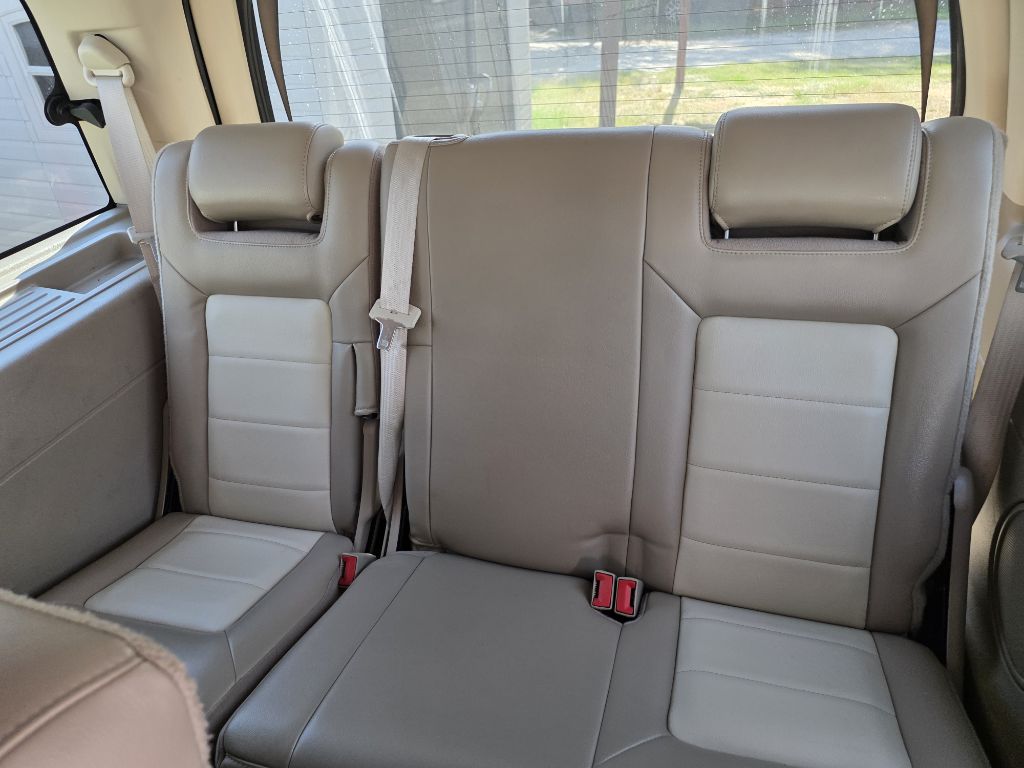 Photo 8 of this FORD EXPEDITION