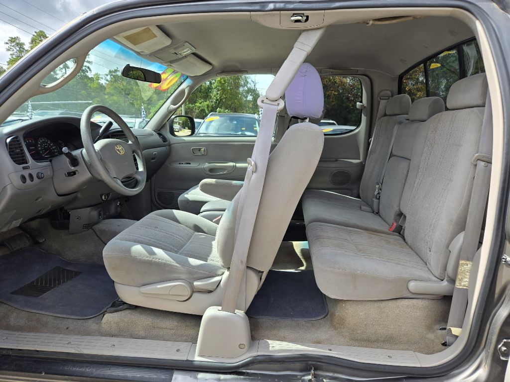 Photo 12 of this TOYOTA TUNDRA