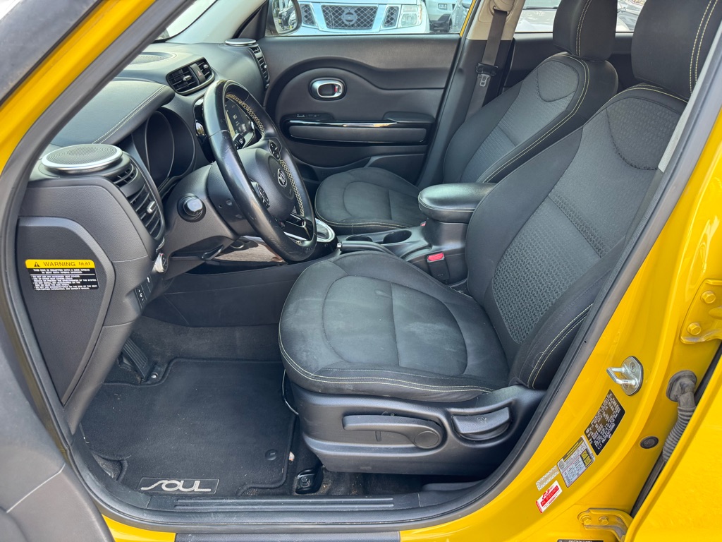 Photo 8 of this KIA SOUL