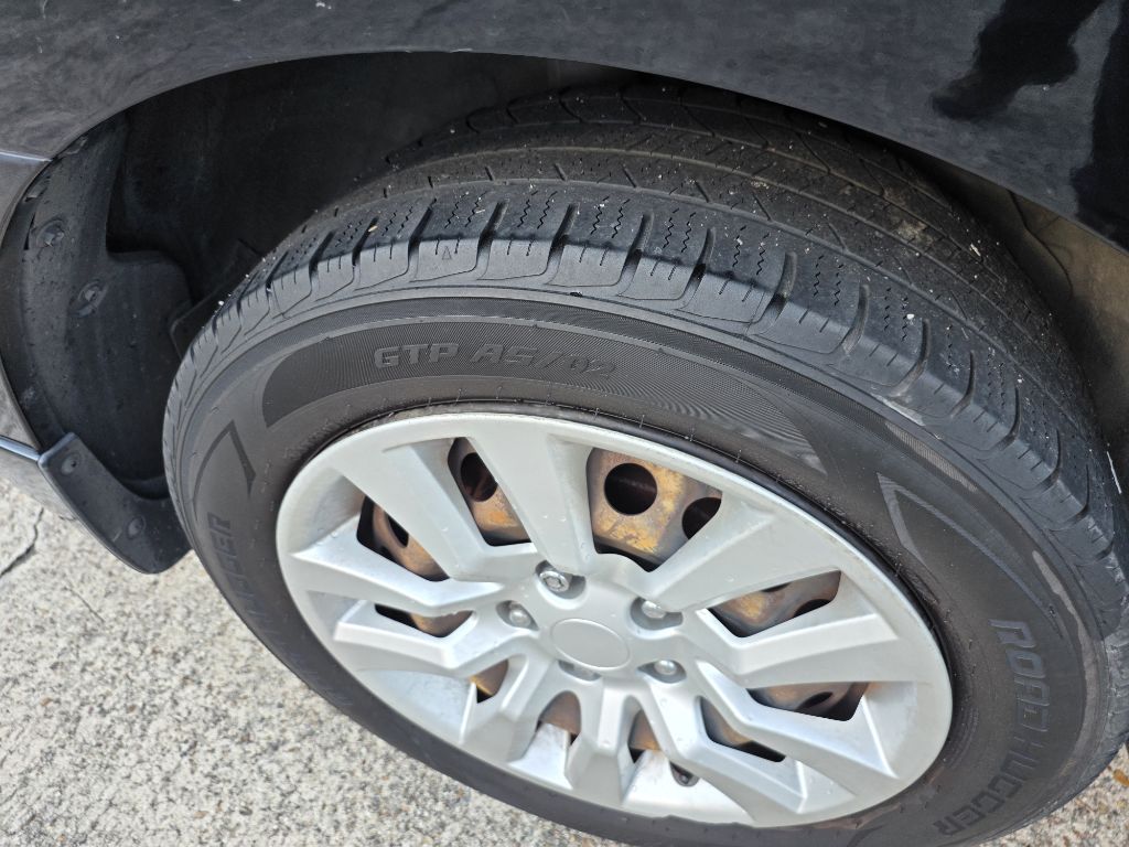 Photo 9 of this NISSAN SENTRA