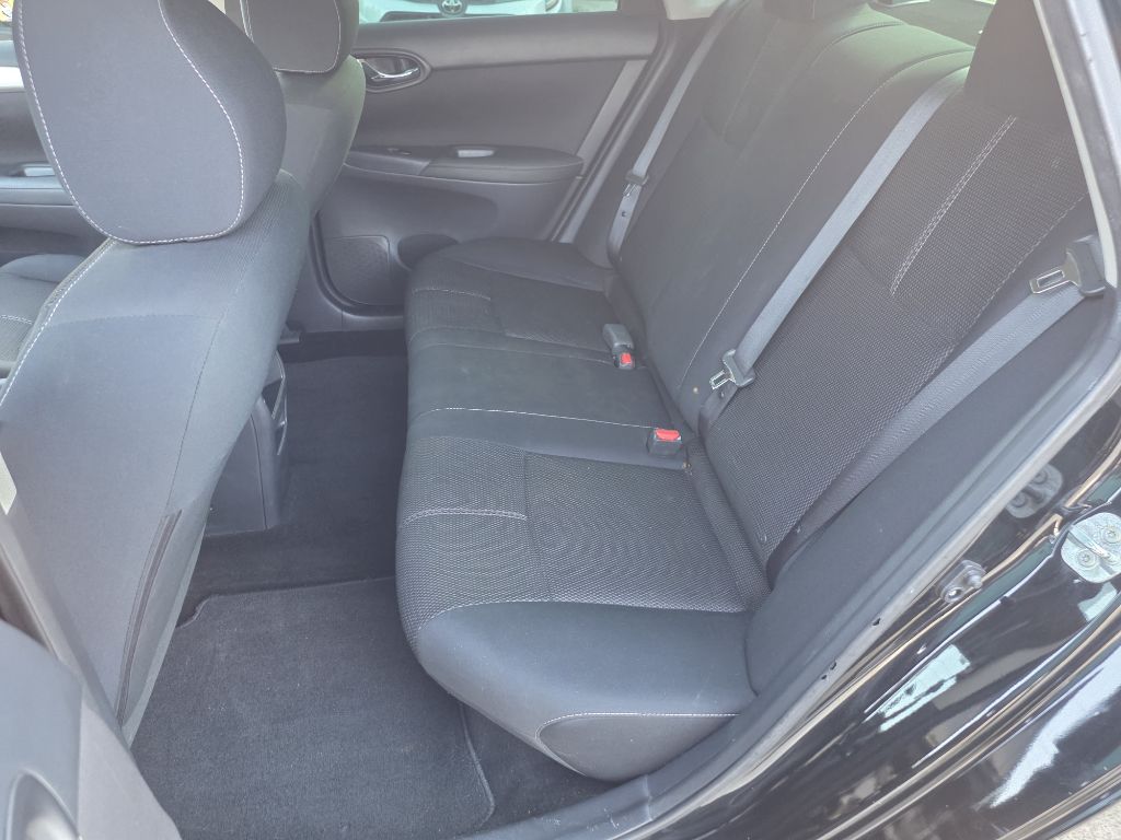Photo 11 of this NISSAN SENTRA