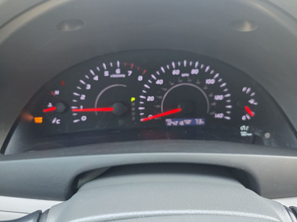 Photo 12 of this TOYOTA CAMRY