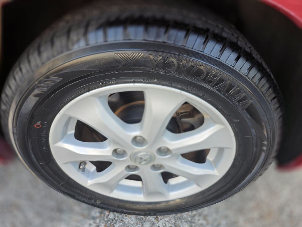 Photo 18 of this TOYOTA CAMRY