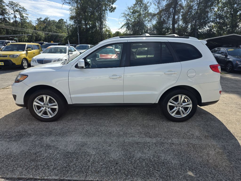Photo 8 of this HYUNDAI SANTA FE