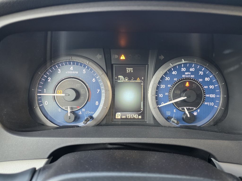 Photo 13 of this TOYOTA SIENNA