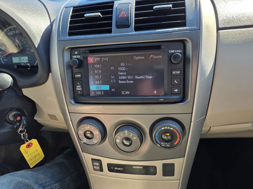 Photo 16 of this TOYOTA COROLLA