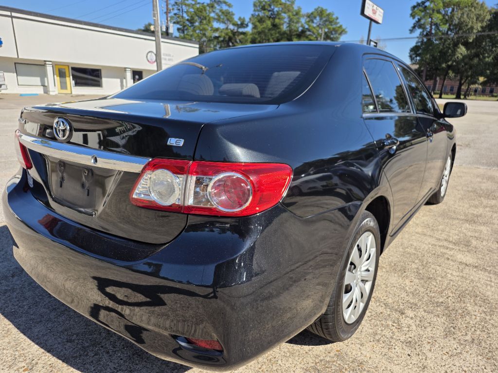 Photo 7 of this TOYOTA COROLLA