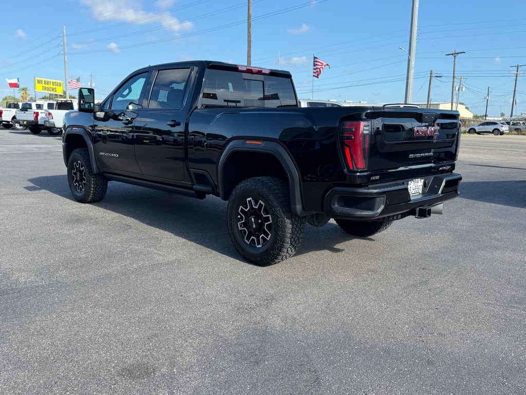 Photo 6 of this GMC SIERRA