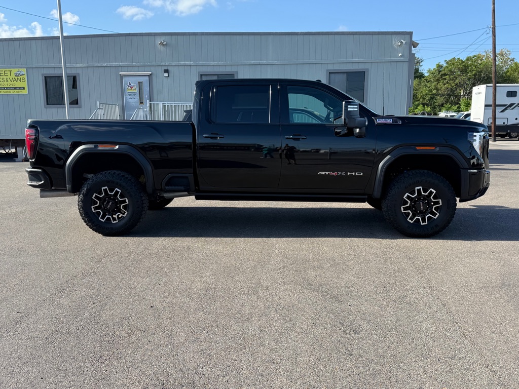 Photo 5 of this GMC SIERRA