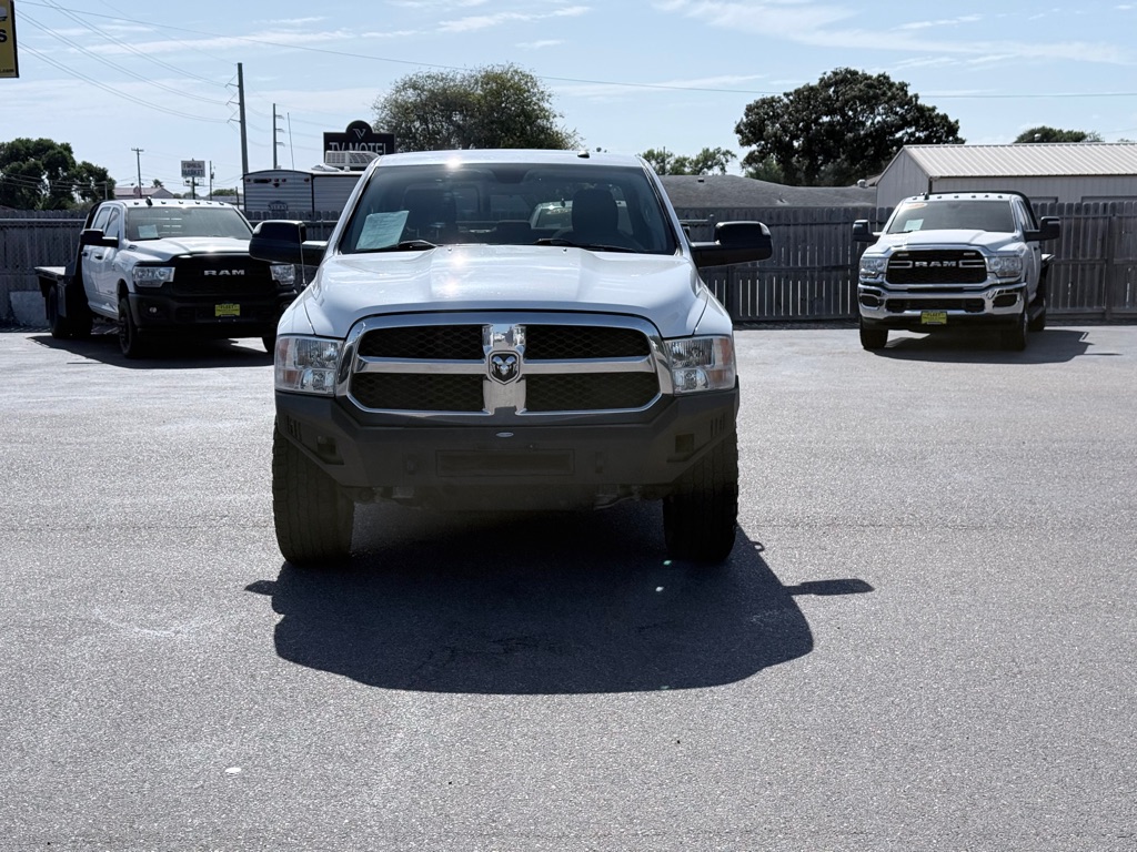 Photo 2 of this RAM 1500 CLASSIC
