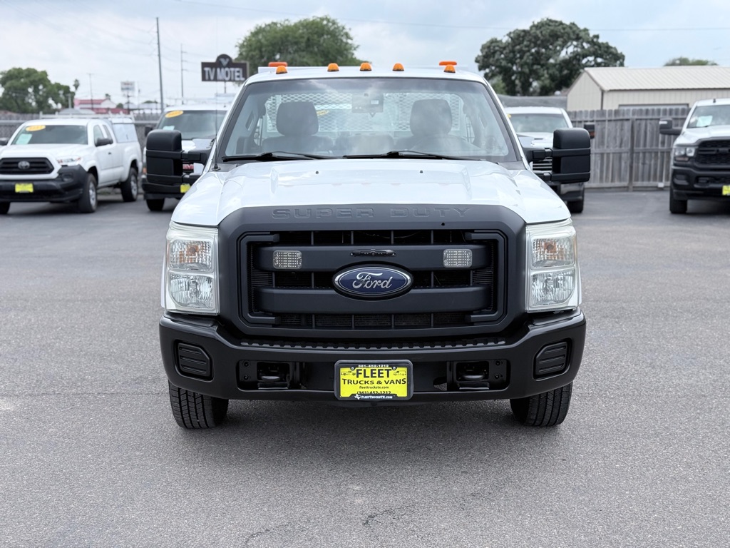 Photo 2 of this FORD F350