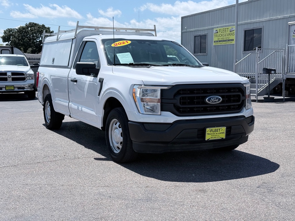 Photo 3 of this FORD F150