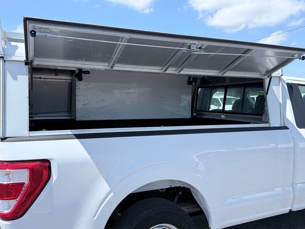 Photo 12 of this FORD F150