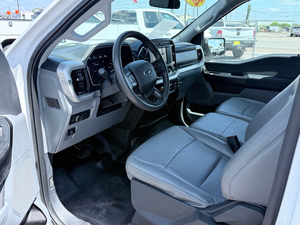 Photo 9 of this FORD F150