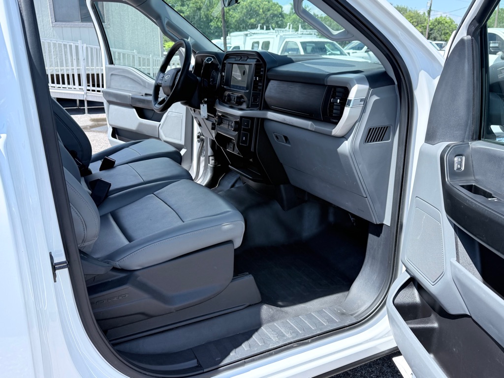 Photo 14 of this FORD F150