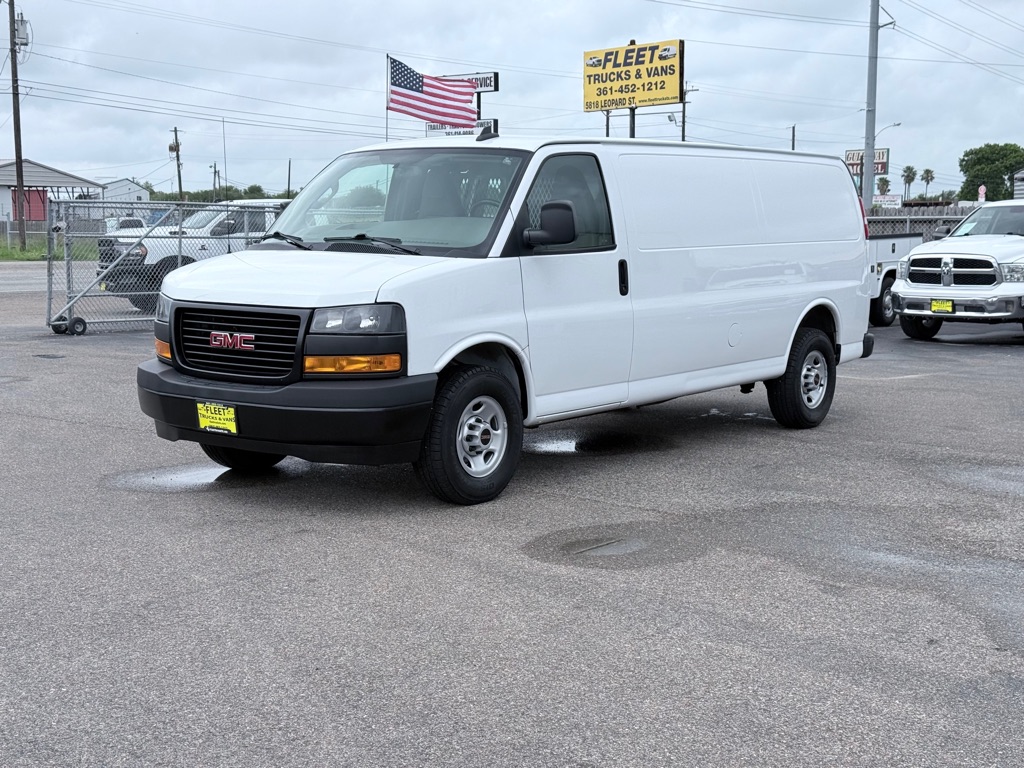 2022 GMC SAVANA EXTENDED
